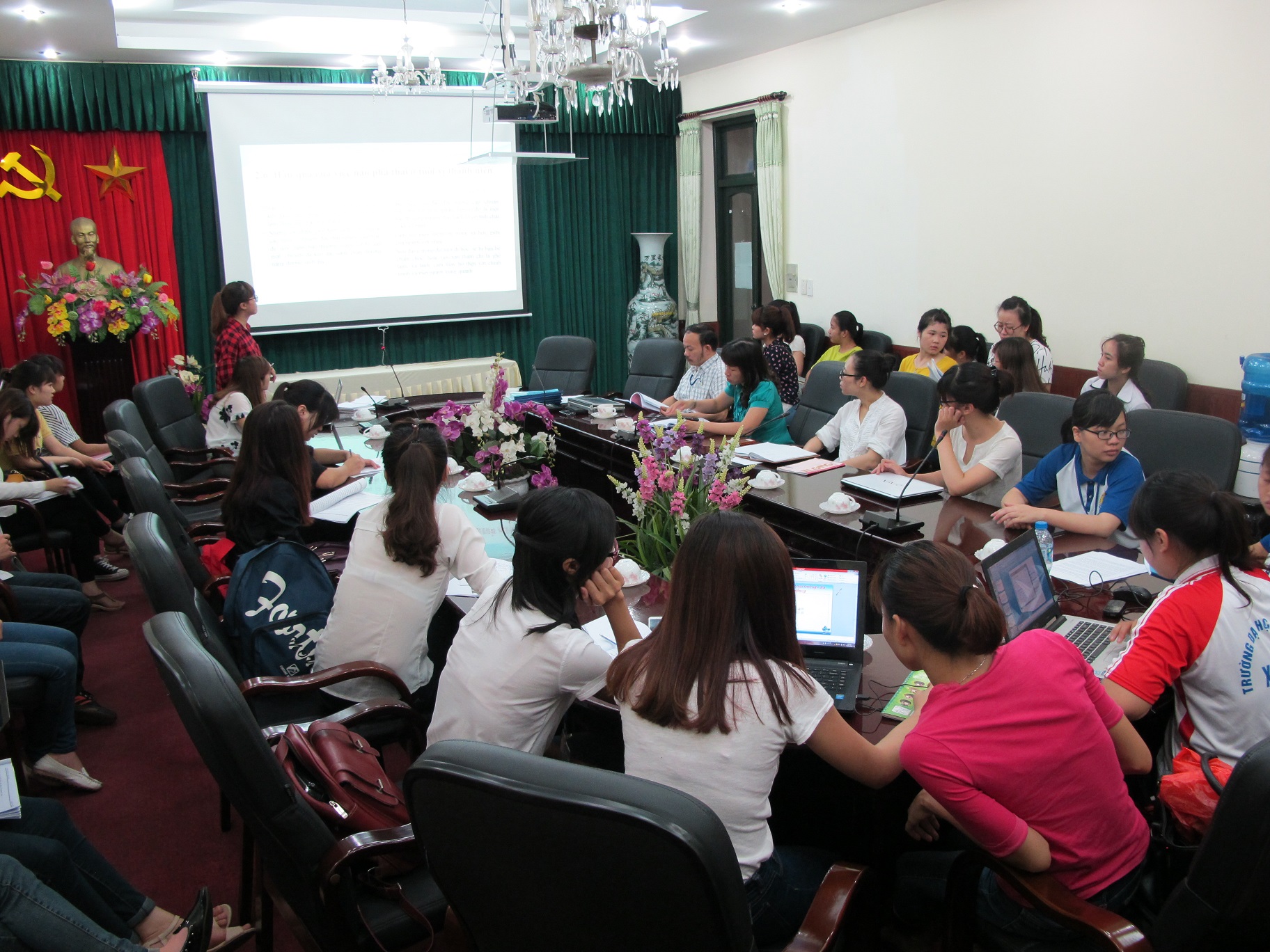 Kết quả hình ảnh cho Cơ sở lý luận và thực tiễn quản lý hoạt động nghiên cứu khoa học ở các trường đại học Việt Nam theo định hướng bình đẳng giới